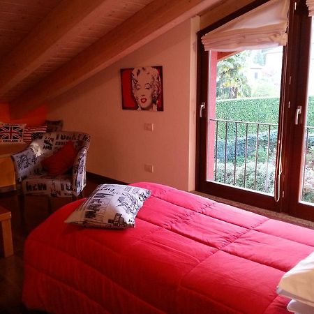 B&B Douglas House Варезе Екстер'єр фото